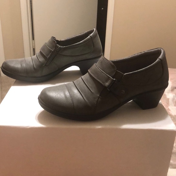 Easy Street Booties - Picture 3 of 6